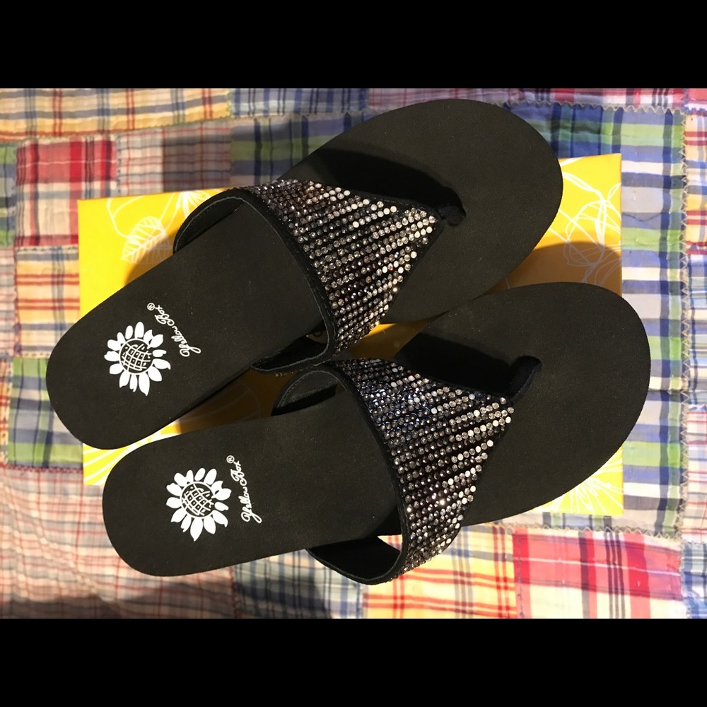 🌟Yellow box high heel flip flops